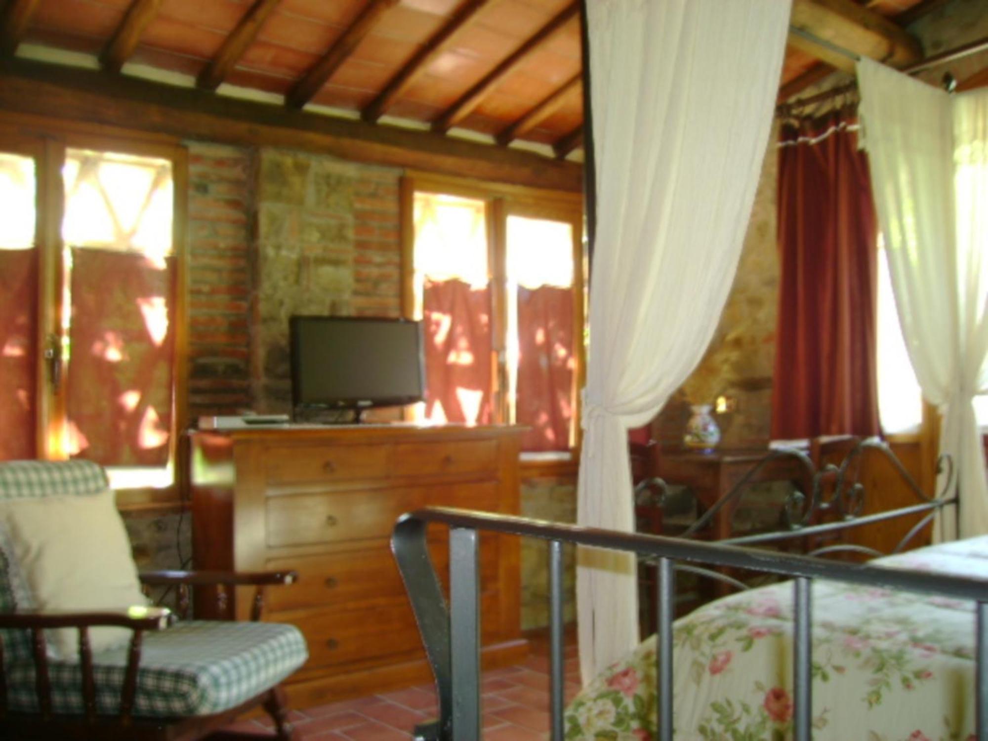 Agriturismo Il Santo Greve in Chianti Room photo